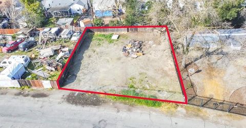 3225 Ermina Dr, Sacramento, CA 95815 Photo