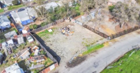 3225 Ermina Dr, Sacramento, CA 95815 Photo