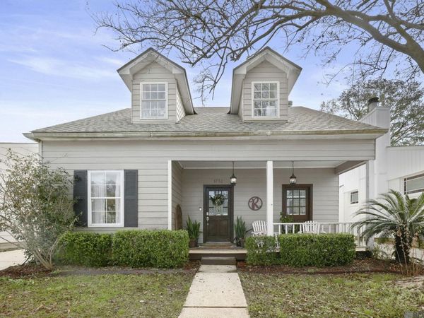 1752 Manor Oak Dr, Baton Rouge, LA 70810