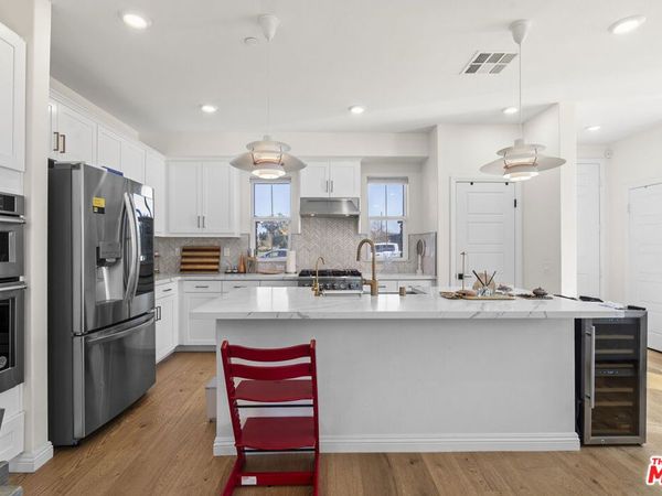 27751 Dyer, Santa Clarita, CA 91387