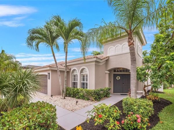 8260 Laurel Lakes BLVD, NAPLES, FL 34119