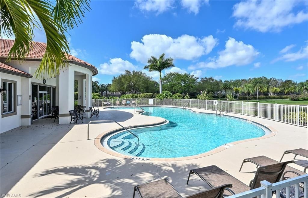 8260 Laurel Lakes Blvd, Naples, FL 34119 Photo