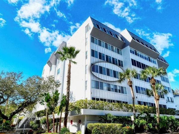 1255 E PEPPERTREE DRIVE, Unit 305, SARASOTA, FL 34242