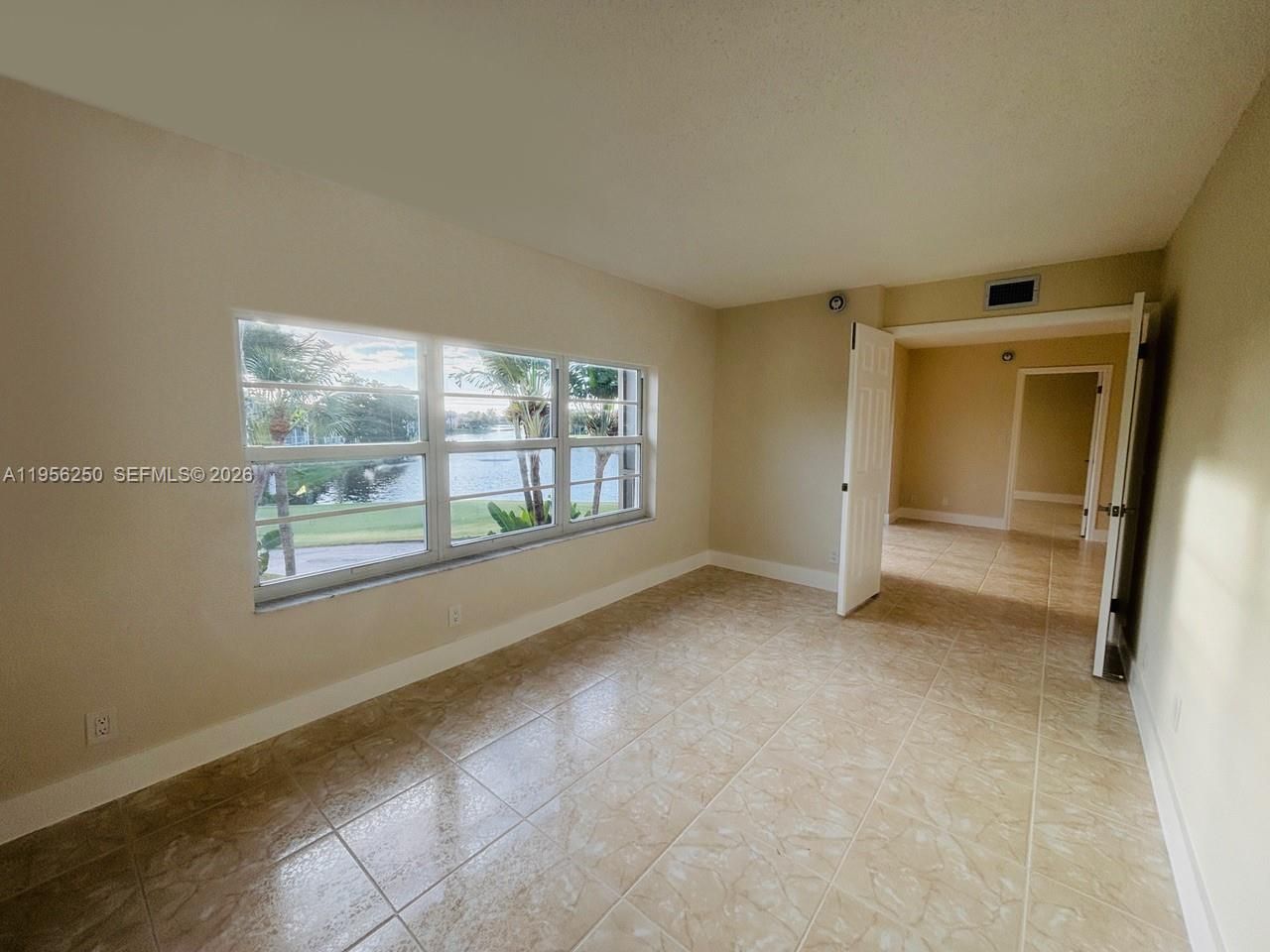 411 S Hollybrook Dr, Unit 305, Pembroke Pines, FL 33025 Photo