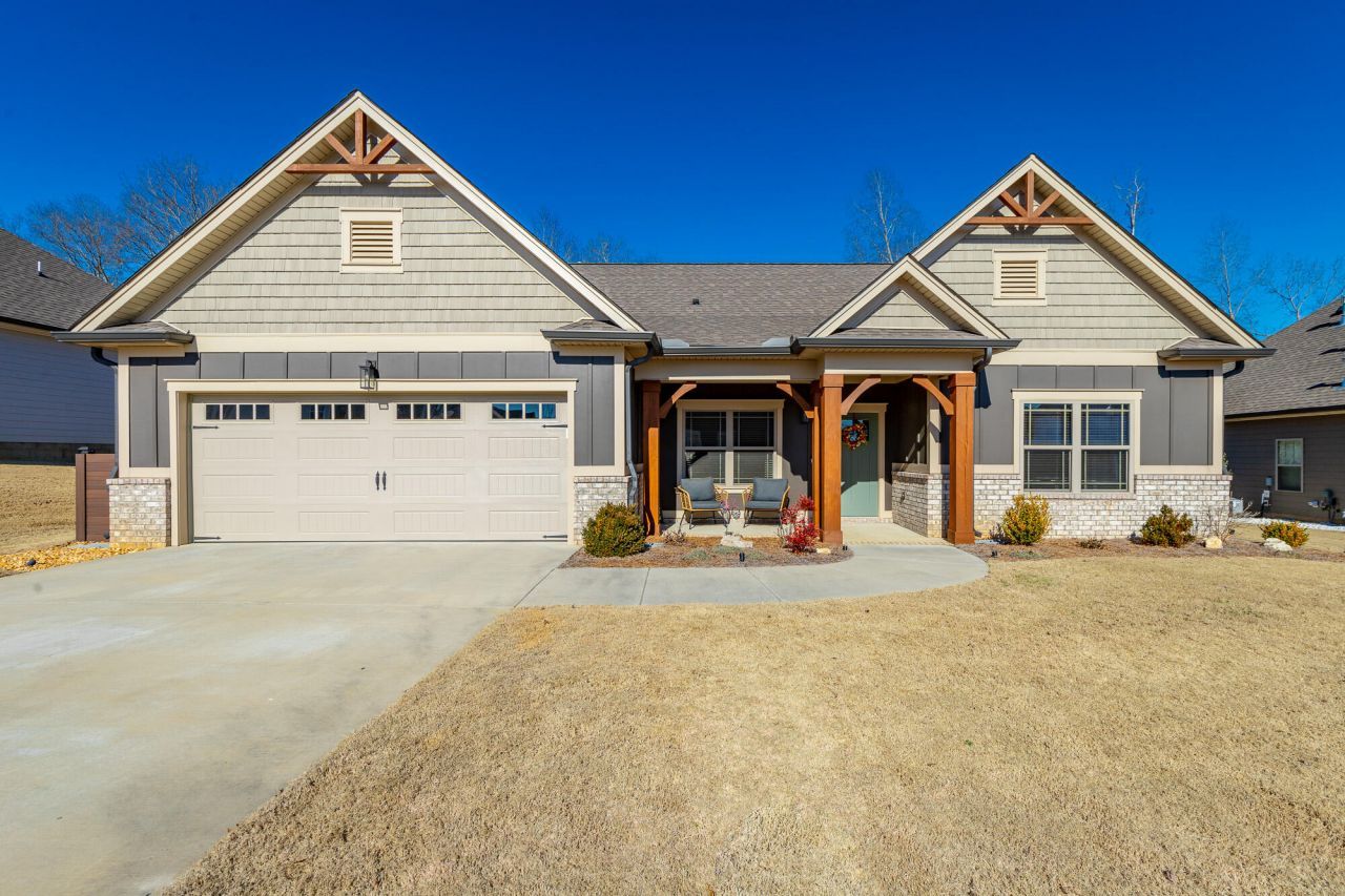 10372 Magnolia Farm Drive Apison, TN 37302