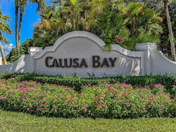 6812 Satinleaf RD S, Unit 202, NAPLES, FL 34109