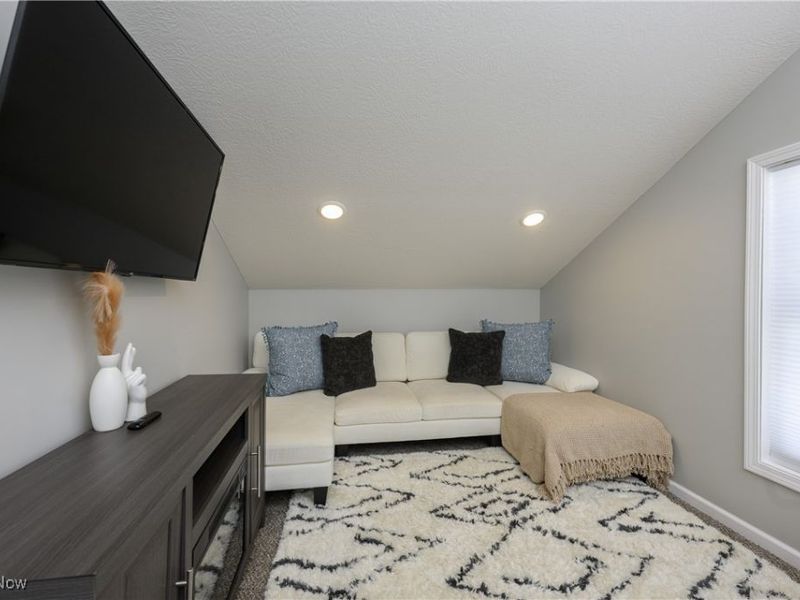 212 E 11th Street, Dover, OH 44622 Photo 14