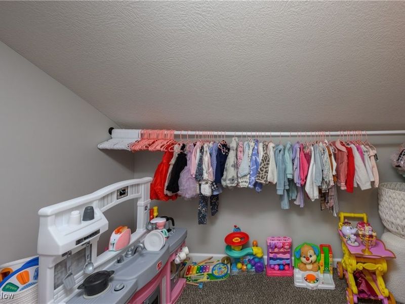 212 E 11th Street, Dover, OH 44622 Photo 18