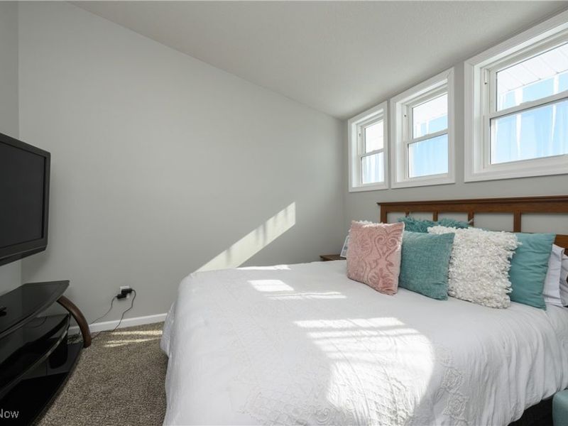 212 E 11th Street, Dover, OH 44622 Photo 21