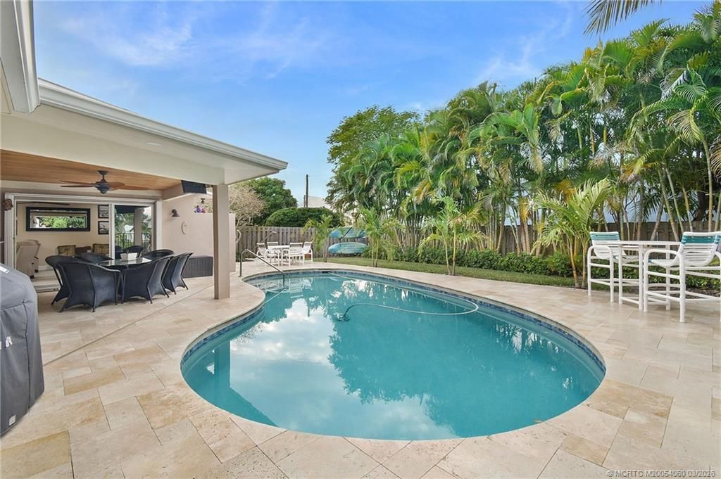 1642 Thumb Point Drive, Fort Pierce, FL 34949 Photo