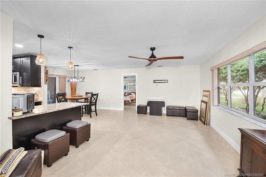 1642 Thumb Point Drive, Fort Pierce, FL 34949 Photo