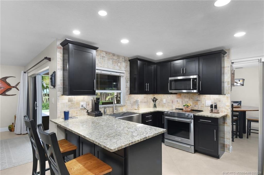 1642 Thumb Point Drive, Fort Pierce, FL 34949 Photo