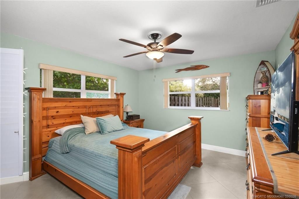 1642 Thumb Point Drive, Fort Pierce, FL 34949 Photo