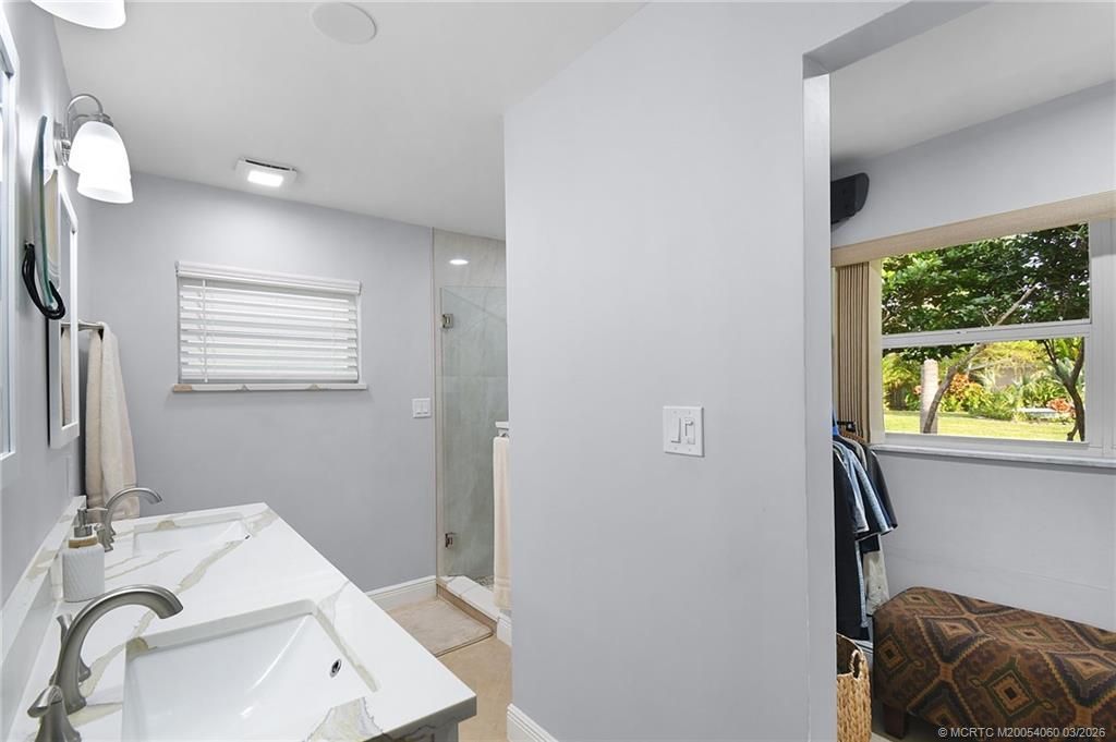 1642 Thumb Point Drive, Fort Pierce, FL 34949 Photo