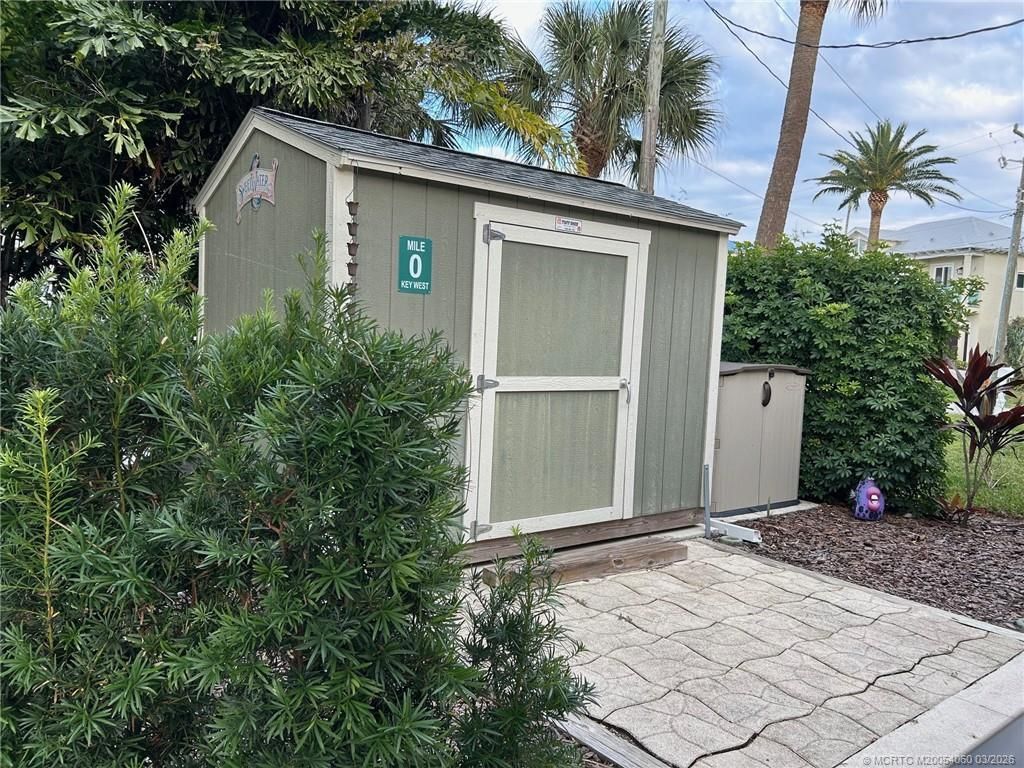 1642 Thumb Point Drive, Fort Pierce, FL 34949 Photo