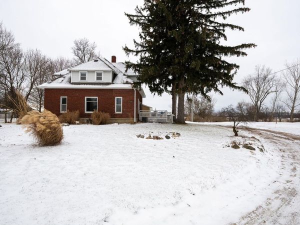 4246 S school Street, Laotto, IN 46763