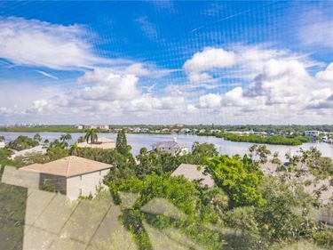 1200 E PEPPERTREE LANE, Unit 602, SARASOTA, FL 34242