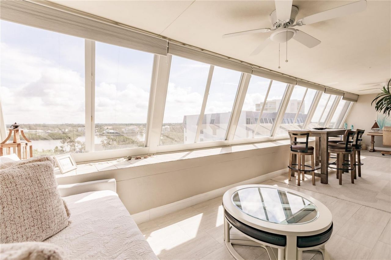 1200 E Peppertree Lane, Unit 602, Sarasota, FL 34242 Photo