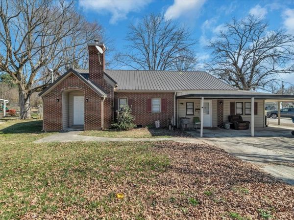 1015 Hills Chapel Rd, Manchester, TN 37355