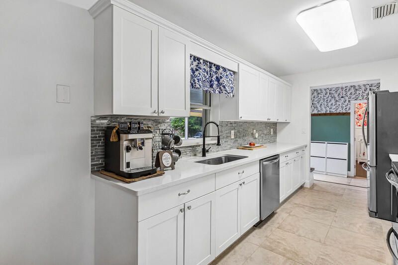 16330 91st Place N, Loxahatchee, FL 33470 Photo