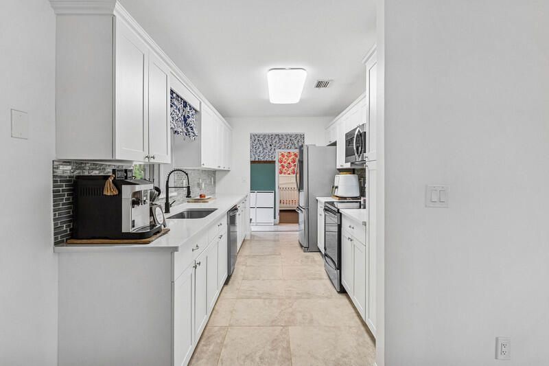 16330 91st Place N, Loxahatchee, FL 33470 Photo