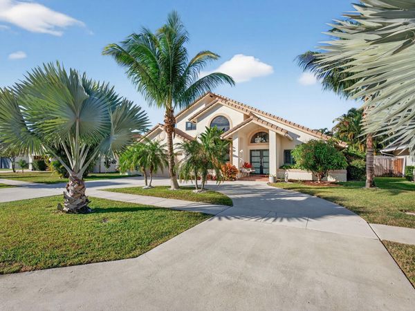 349 Seneca Lane, Boca Raton, FL 33487