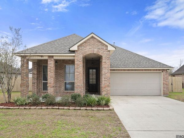 20348 Grand Crus Ave, Baton Rouge, LA 70817