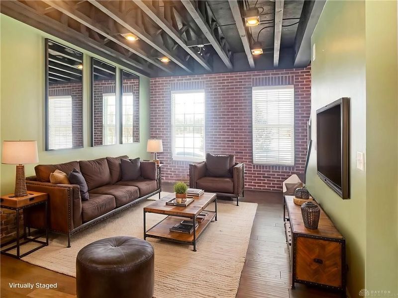 9596 Tahoe Drive, Centerville, OH 45458 Photo 2