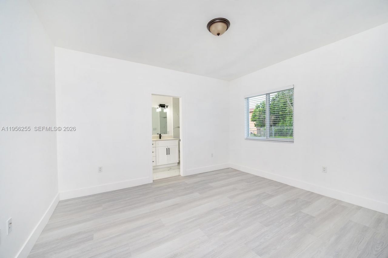 12049 SW 213 St, Unit 12049, Miami, FL 33177 Photo