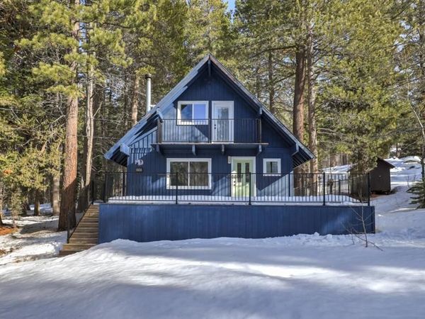 2161 Pinewood Drive, South Lake Tahoe, CA 96150