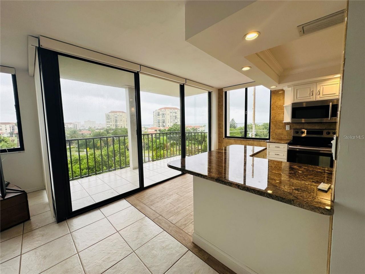 6365 Bahia Del Mar Boulevard, Unit 506, Saint Petersburg, FL 33715 Photo