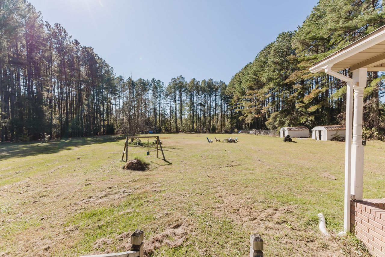 7050 Old State Road Photo 11