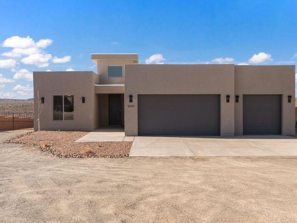 2523 Box Lake Drive NE, Rio Rancho, NM 87144