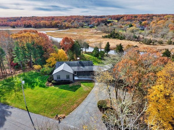 25 Quail Trl, Westport, MA 02790