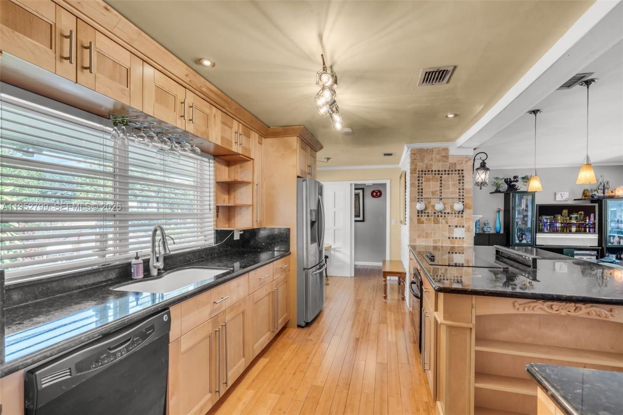 1230 Bird Road, Coral Gables, FL 33146 Photo