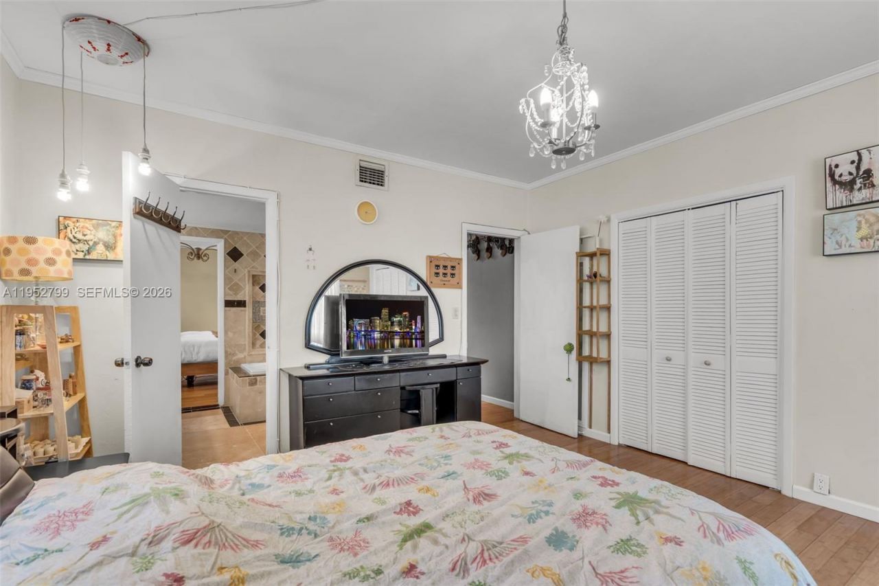 1230 Bird Road, Coral Gables, FL 33146 Photo