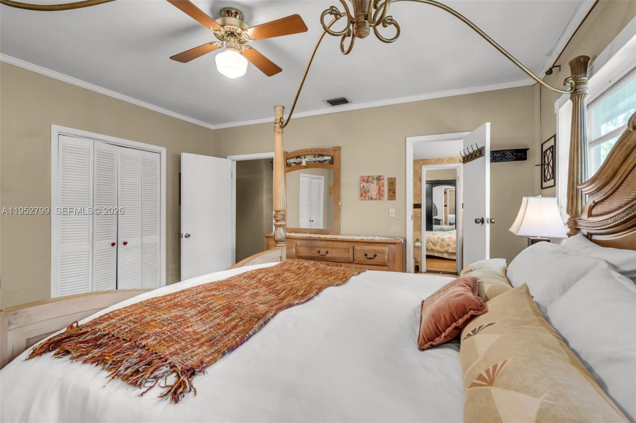 1230 Bird Road, Coral Gables, FL 33146 Photo