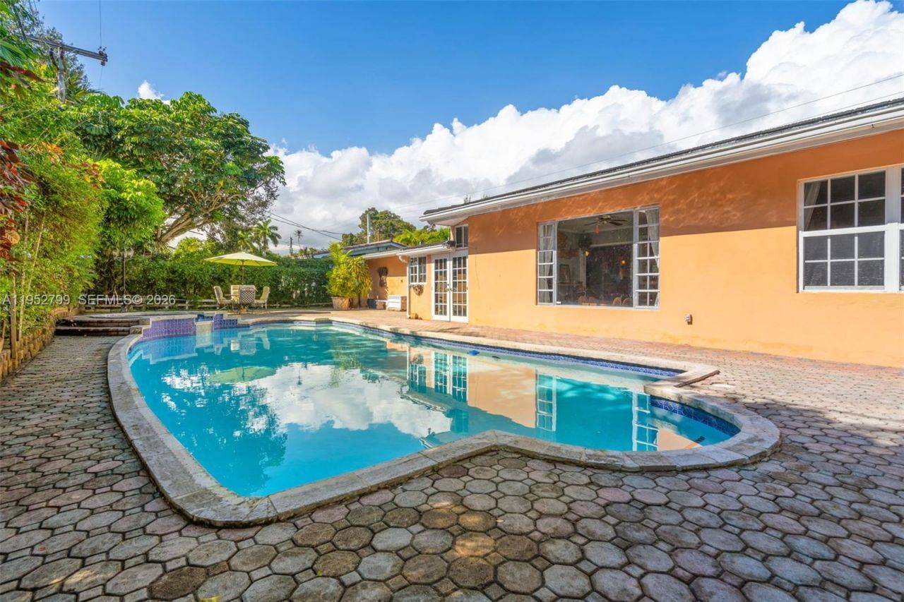 1230 Bird Road, Coral Gables, FL 33146 Photo