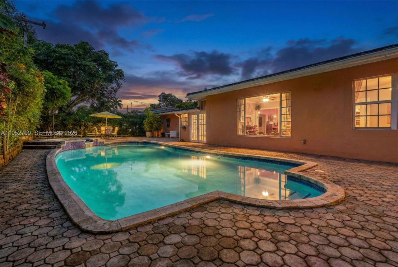 1230 Bird Road, Coral Gables, FL 33146 Photo