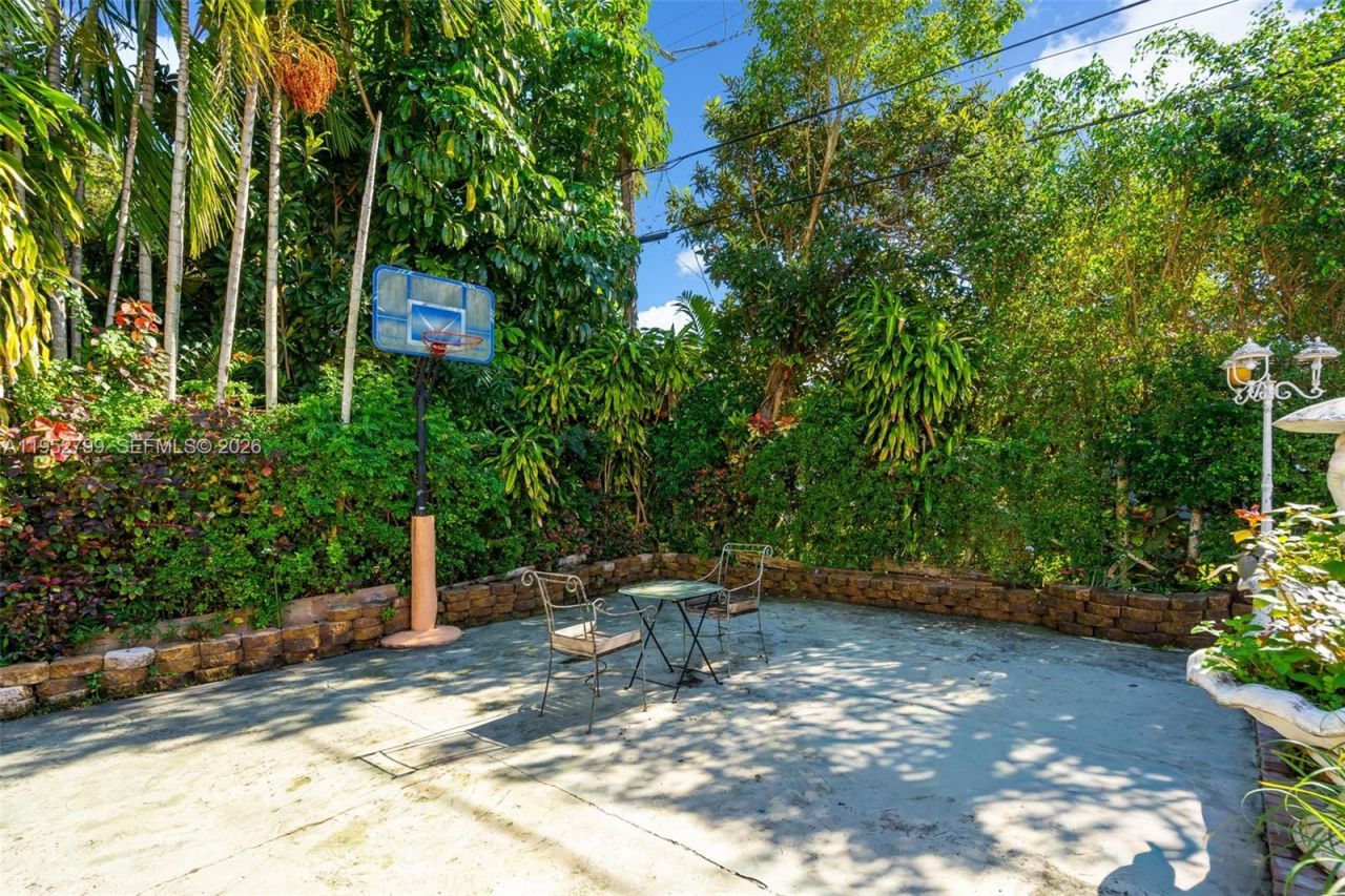 1230 Bird Road, Coral Gables, FL 33146 Photo