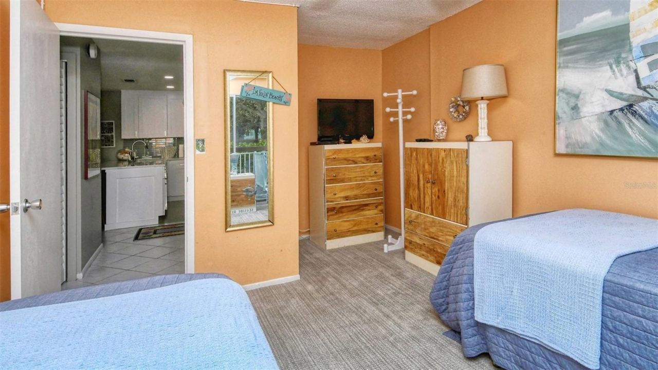 1255 E Peppertree Drive, Unit 101, Sarasota, FL 34242 Photo