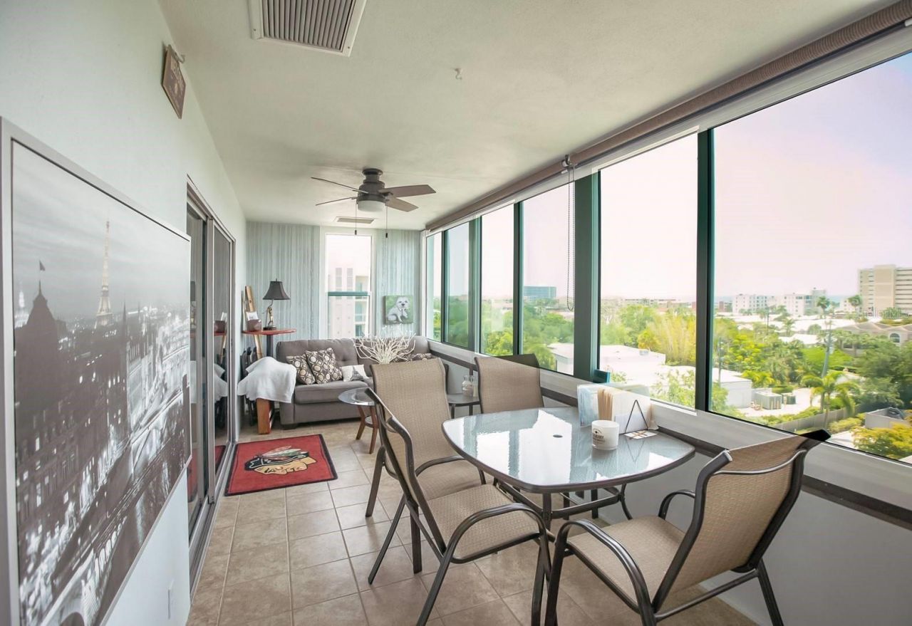 1255 E Peppertree Drive, Unit 501, Sarasota, FL 34242 Photo