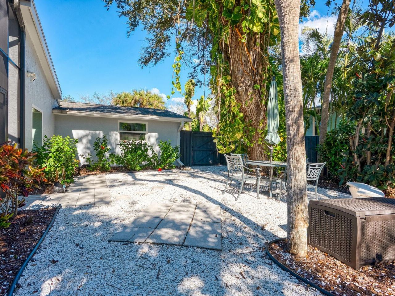 1002 Glebe Lane, Sarasota, FL 34242 Photo