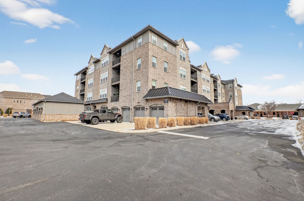 141 Saundersville Rd, Unit 2307, Hendersonville, TN 37075 Main Photo