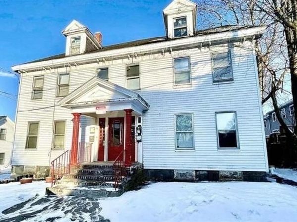68 Smith, Lowell, MA 01851