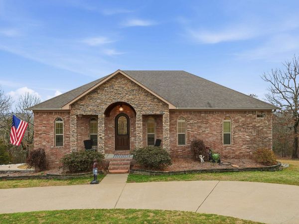 15 Eagle Crest Drive, Conway, AR 72032