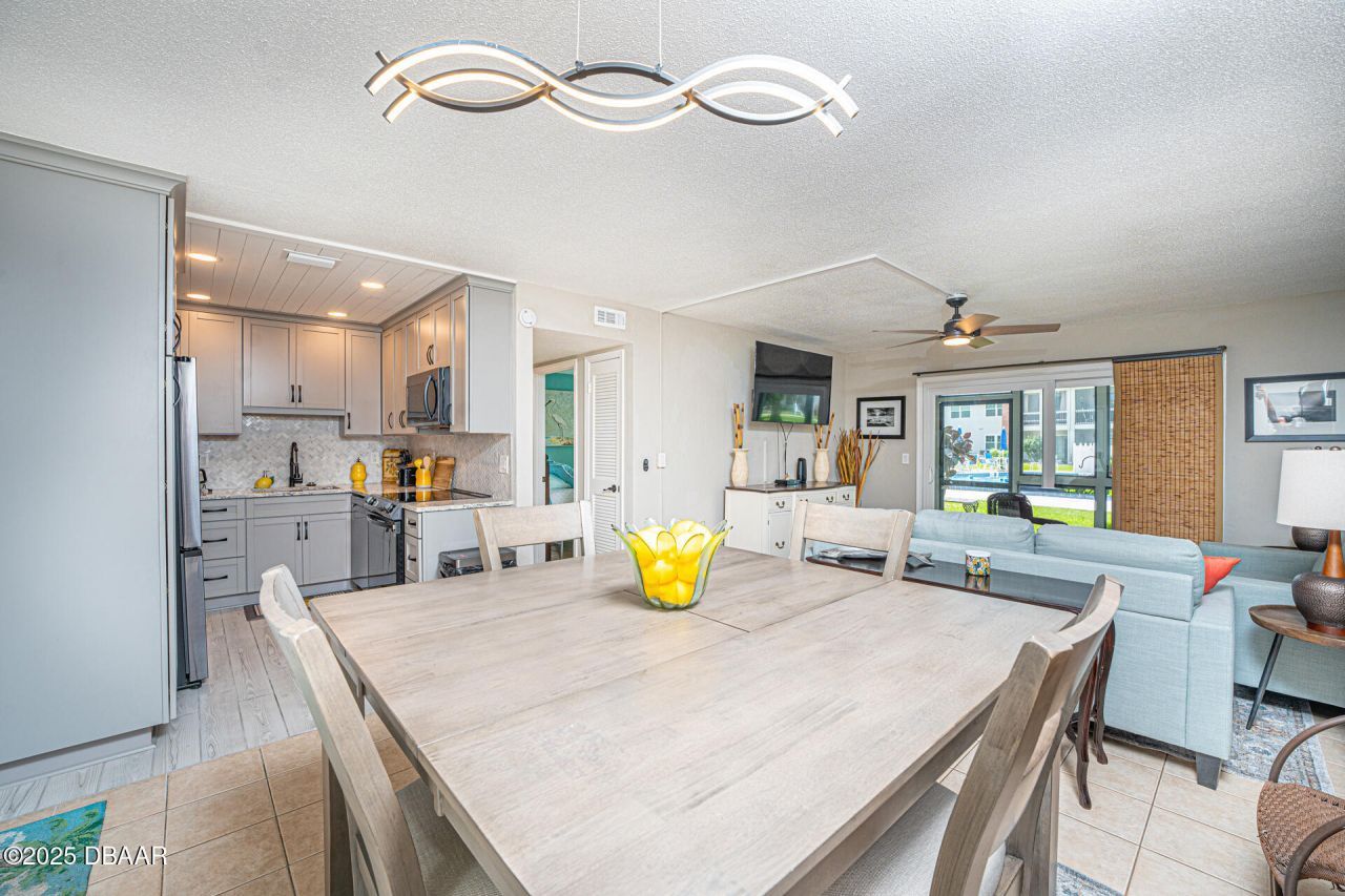 3800 Saxon Drive, Unit 150, New Smyrna Beach, FL 32169 Photo