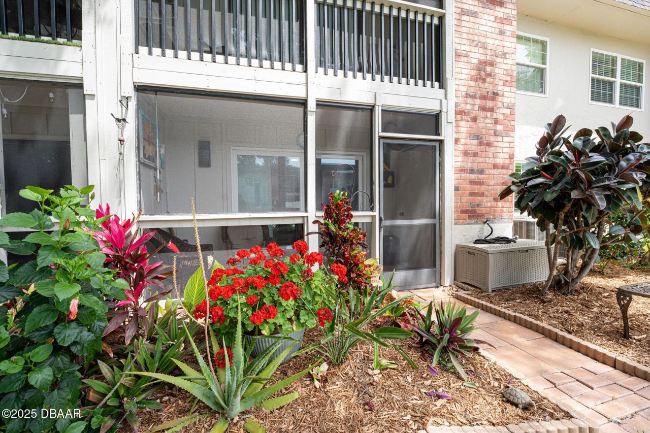 3800 Saxon Drive, Unit 150, New Smyrna Beach, FL 32169 Photo