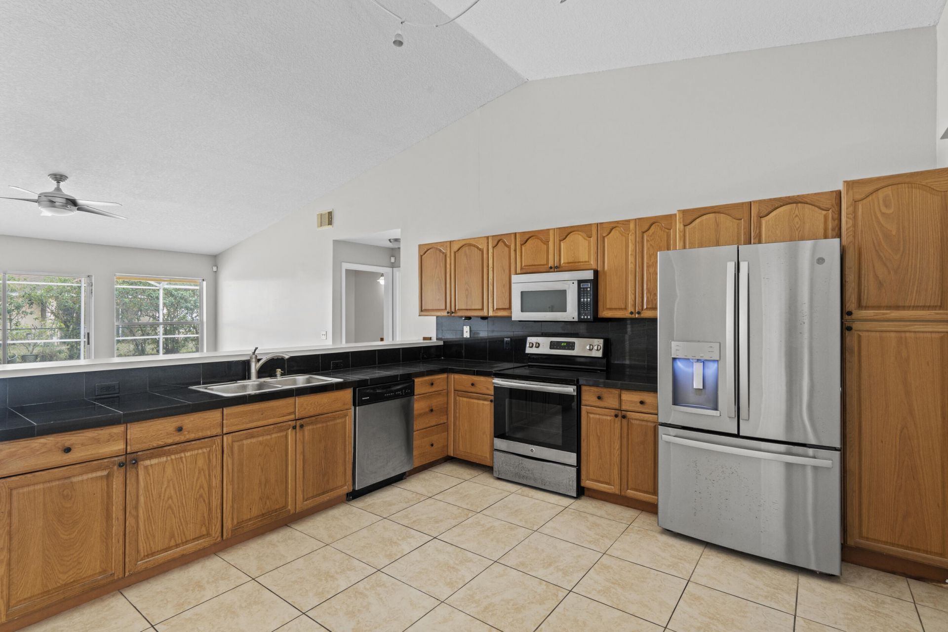 5958 NW Baynard Drive, Port Saint Lucie, FL 34986 Photo