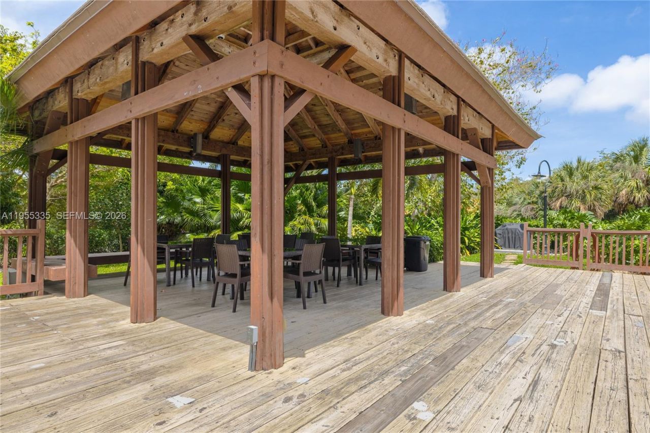 1000 Quayside Ter, Unit 1107, Miami, FL 33138 Photo